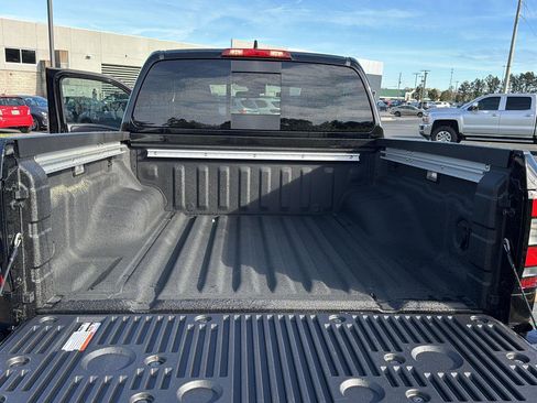 New 2026 Nissan Frontier SV w/ SV Convenience Package AWD/4WD image 28