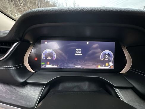 Used 2022 Jeep Grand Cherokee L Limited image 12