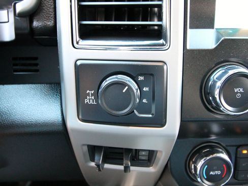 Used 2019 Ford F250 Lariat AWD/4WD image 31