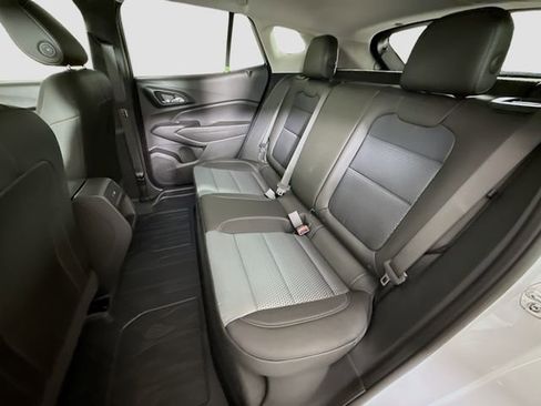 New 2026 Chevrolet Trax LT w/ Driver Confidence Package FWD image 22