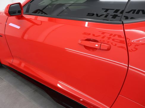 Used 2017 Chevrolet Camaro SS RWD image 33