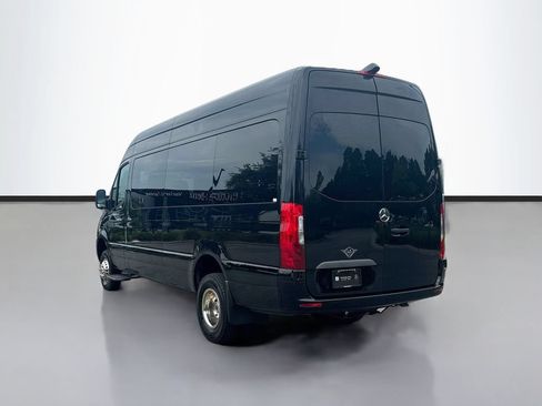 Used 2023 Mercedes-Benz Sprinter 3500 image 6