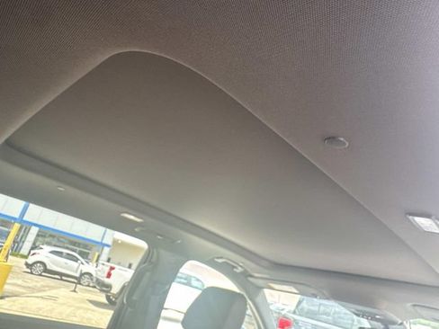 Used 2024 Chevrolet Traverse LT w/ LPO, Floor Liner Package FWD image 20