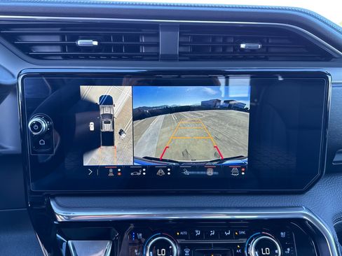 New 2026 GMC Sierra 2500 Denali w/ Denali Reserve Package image 35