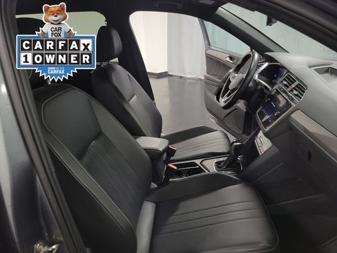 Used 2022 Volkswagen Tiguan SE R-Line FWD image 30