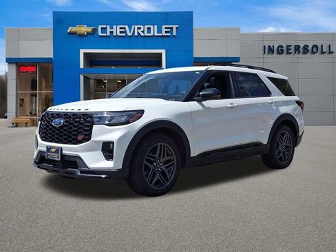 Used 2025 Ford Explorer ST AWD/4WD image 32