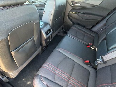 Used 2024 Chevrolet Equinox RS AWD/4WD image 24