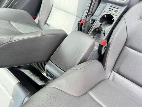 Used 2015 Volkswagen Golf S FWD image 47