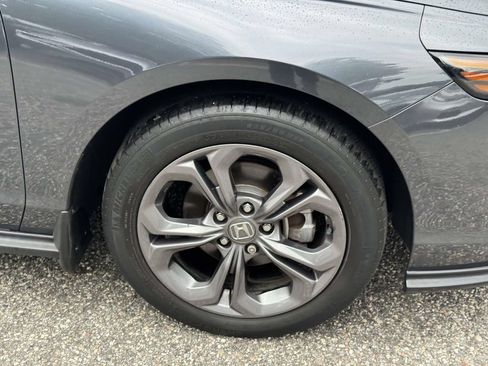 Used 2023 Honda Accord EX image 9
