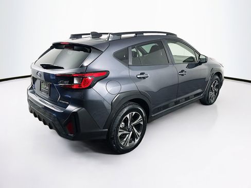 Used 2025 Subaru Crosstrek 2.0i Premium image 9