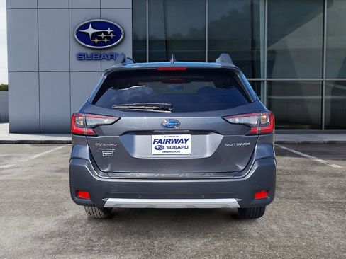 Certified 2025 Subaru Outback Limited w/ Popular Package #2 image 5