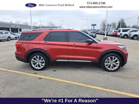Certified 2022 Ford Explorer Platinum w/ Equipment Group 601A image 6