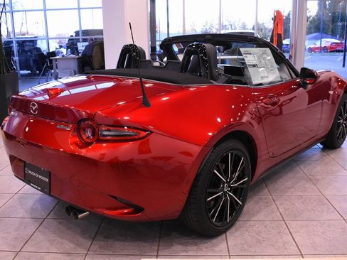 New 2025 MAZDA MX-5 Miata Grand Touring w/ Weather Package image 6
