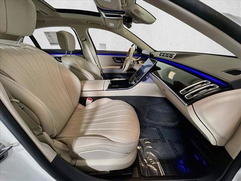 Used 2023 Mercedes-Benz S 500 4MATIC image 27