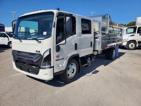 New 2025 Isuzu NPR RWD image 2
