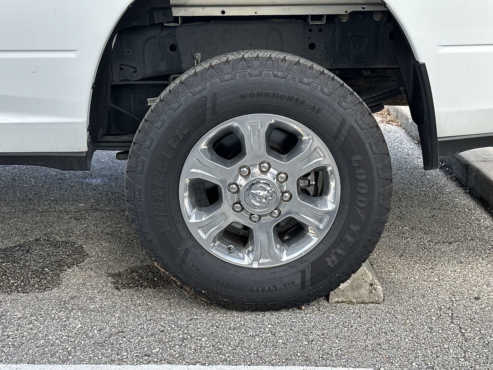 Used 2024 RAM 3500 Big Horn AWD/4WD image 13