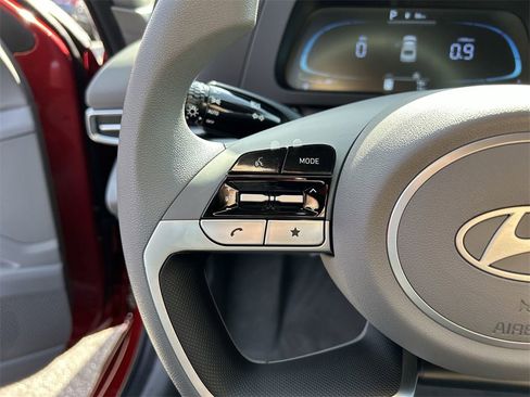 New 2026 Hyundai Elantra SE image 25