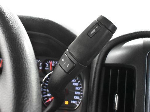 Used 2019 Chevrolet Silverado 1500 W/T image 11