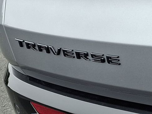 New 2026 Chevrolet Traverse RS image 11
