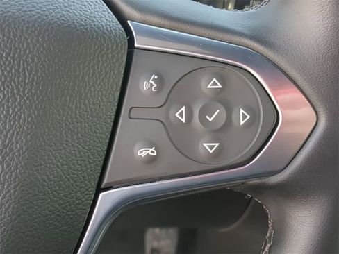 Used 2024 Chevrolet Traverse LT image 25