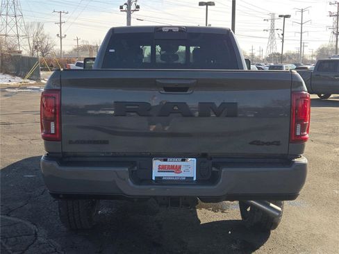New 2026 RAM 2500 Laramie AWD/4WD image 15
