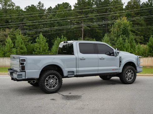 Used 2024 Ford F250 Platinum AWD/4WD image 8