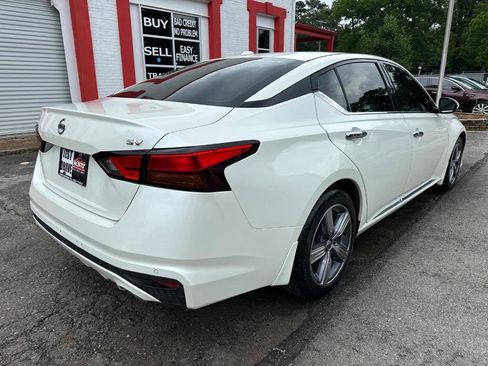Used 2019 Nissan Altima 2.5 SV FWD image 8
