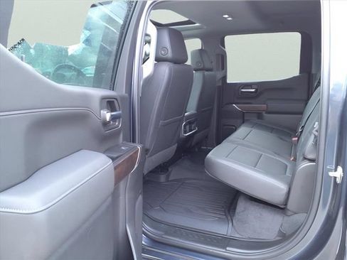 Used 2022 GMC Sierra 1500 SLT w/ SLT Convenience Package AWD/4WD image 11