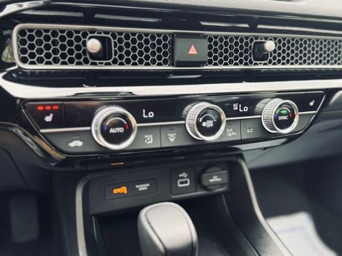 Used 2023 Honda Civic EX image 29