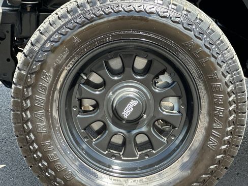 Used 2019 Jeep Wrangler Unlimited Sport S AWD/4WD image 31