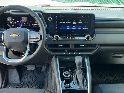 New 2026 Chevrolet Colorado W/T w/ WT Convenience Package II AWD/4WD image 14