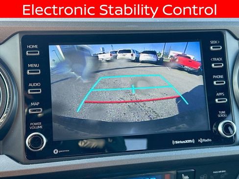 Used 2022 Toyota Tacoma TRD Sport image 13