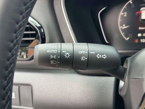 New 2025 Honda Pilot Touring image 21