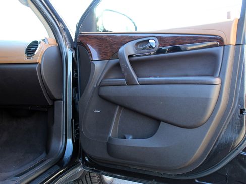 Used 2014 Buick Enclave Leather image 26