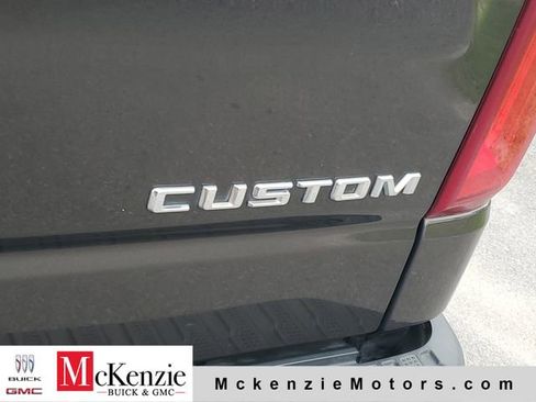 Used 2021 Chevrolet Silverado 1500 Custom AWD/4WD image 27