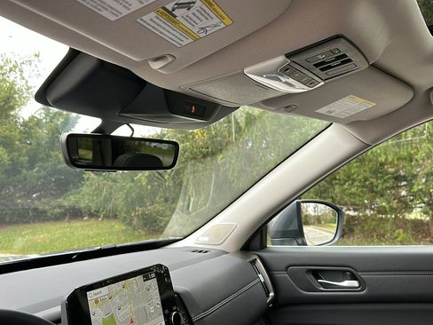 Certified 2025 Nissan Pathfinder Platinum w/ Cargo Package image 23