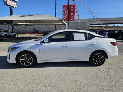 Used 2024 Nissan Sentra SV image 7
