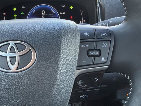 Used 2026 Toyota Camry SE w/ Convenience Package FWD image 15