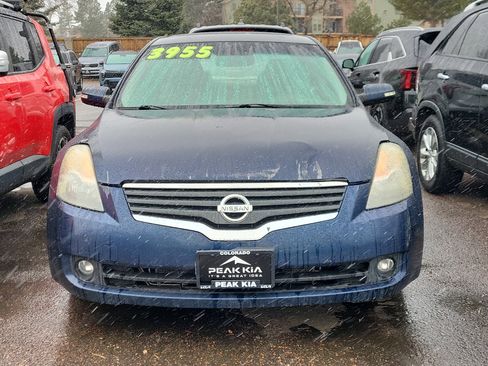 Used 2007 Nissan Altima 3.5 SL w/ Emergency Aid Pkg image 2
