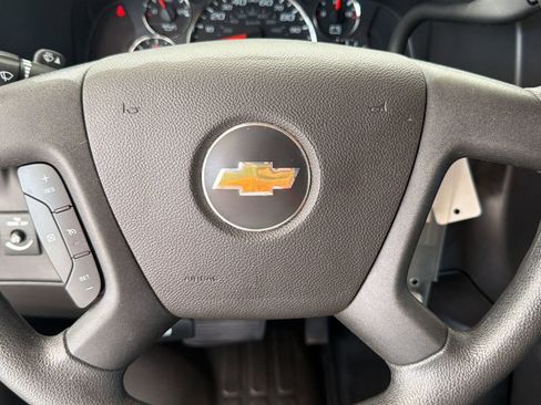 Certified 2025 Chevrolet Express 2500 w/ Driver Convenience Package RWD image 21