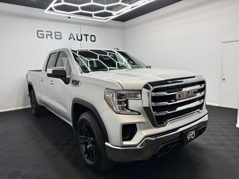 Used 2022 GMC Sierra 1500 SLE w/ X31 Off-Road Package AWD/4WD image 1