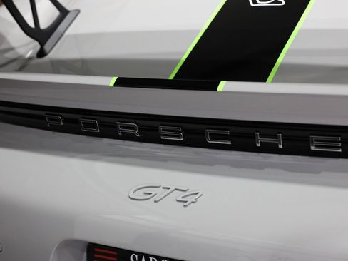 Used 2021 Porsche 718 Cayman GT4 w/ Light Design Package image 31