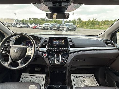 Used 2023 Honda Odyssey Touring image 24