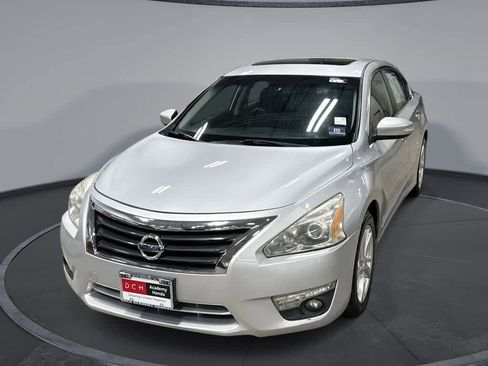 Used 2015 Nissan Altima 2.5 SL w/ Technology Package image 1