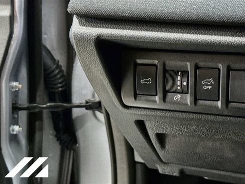 Used 2022 Subaru Outback Premium AWD/4WD image 10