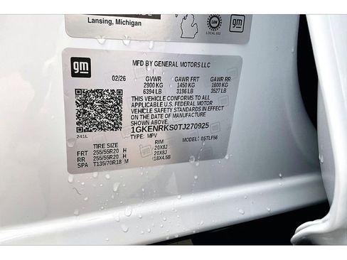 New 2026 GMC Acadia Denali w/ Super Cruise Package image 8