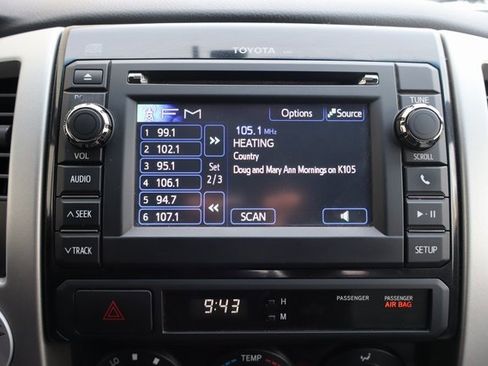 Used 2013 Toyota Tacoma 4x4 Double Cab w/ SR5 Pkg image 7