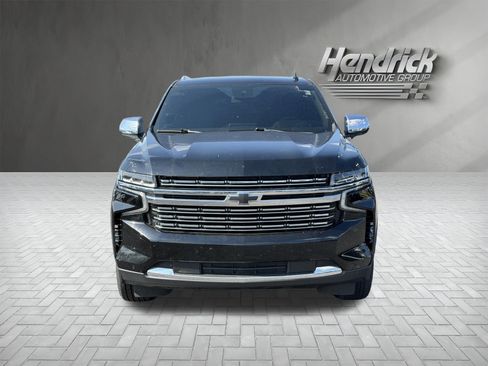 Used 2023 Chevrolet Tahoe Premier RWD image 3