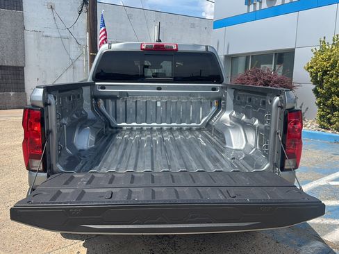 Used 2023 Chevrolet Colorado Trail Boss AWD/4WD image 35