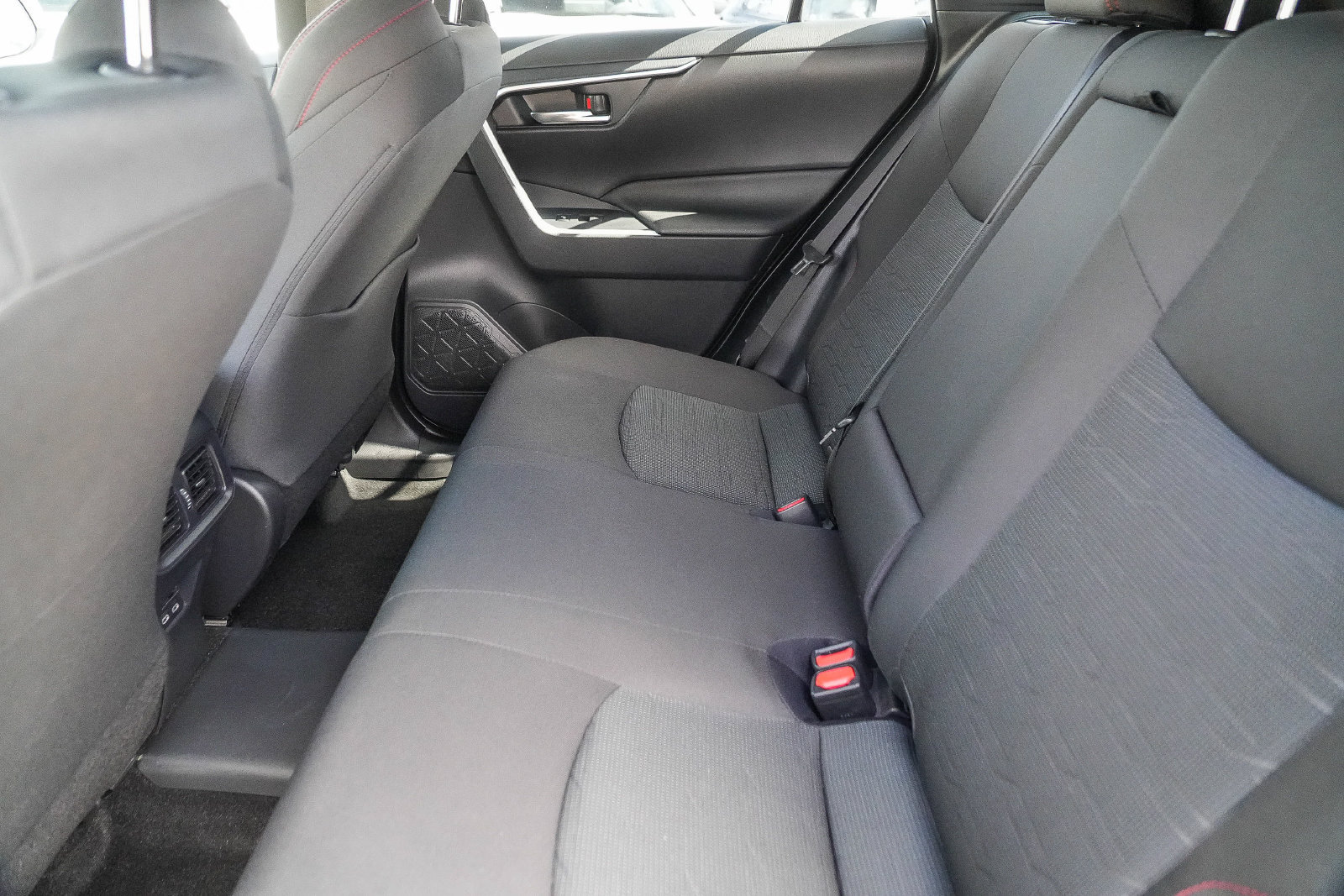 Certified 2024 Toyota RAV4 SE w/ Weather & Moonroof Package AWD/4WD image 19